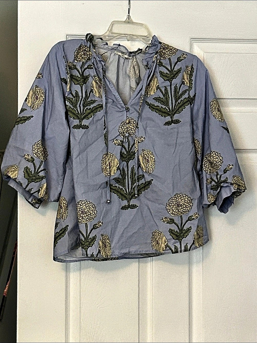 Floral Tunic in Blue & Green Like New